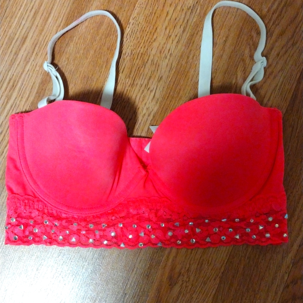 VS with Rhinestone Embellishments Size 34C NWOT